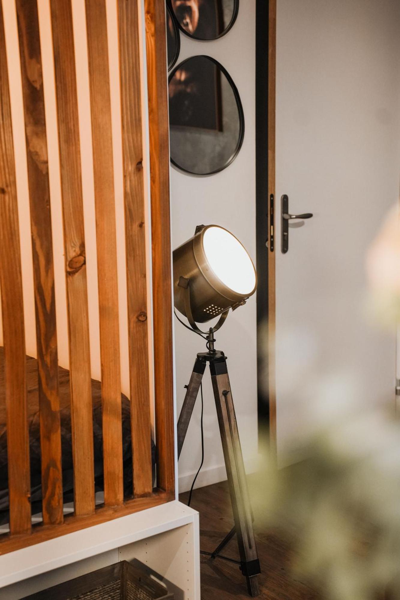 -Les Petits Ga!Llards- 3 Studios A Themes Brive-la-Gaillarde Exterior photo
